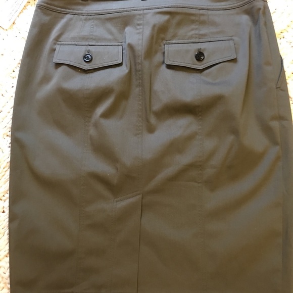 Burberry Skirt Size 6, New With Tags - Picture 4 of 5